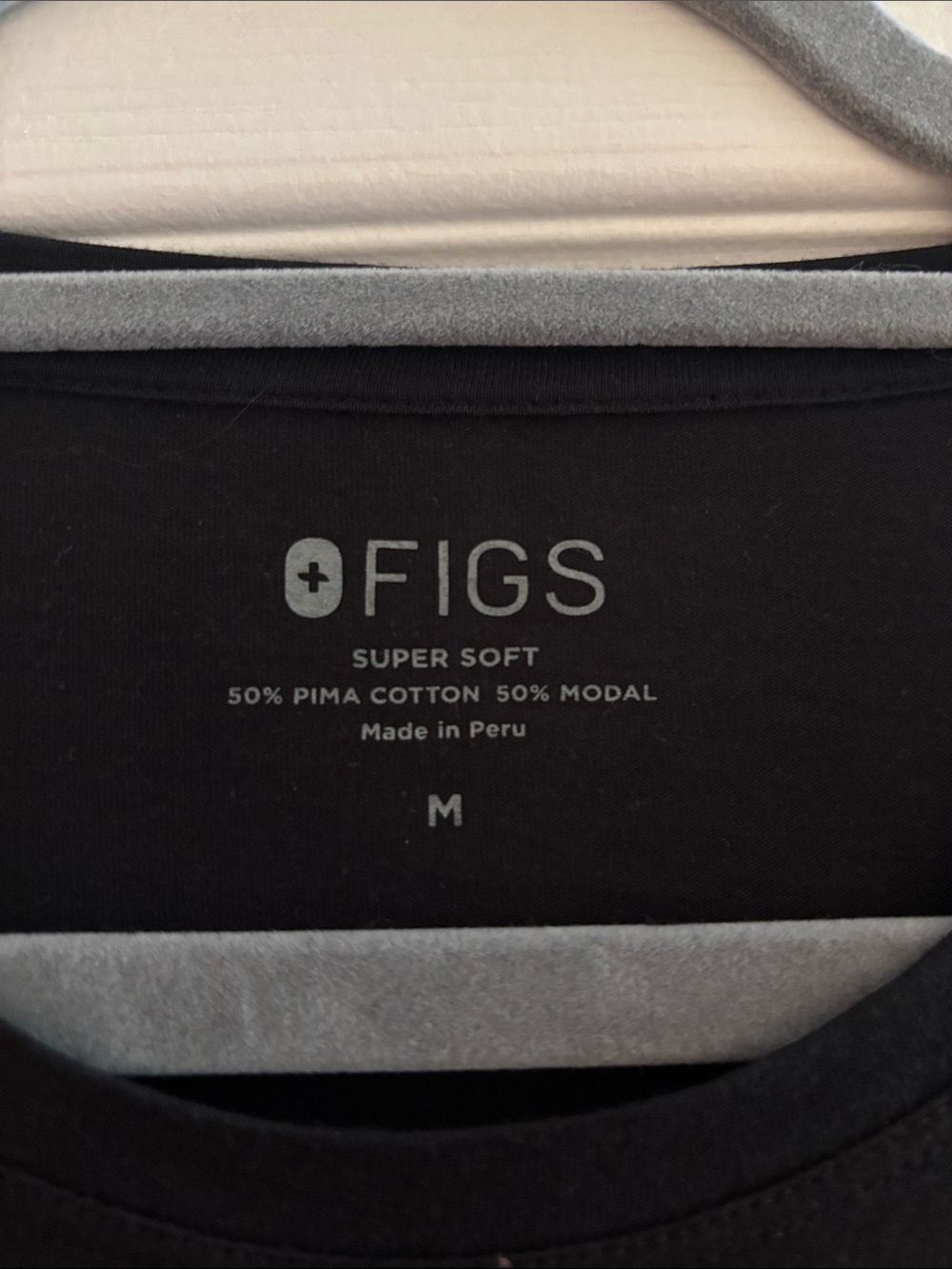 Black Figs Long Sleeve Underscrub - Picture 2 of 5